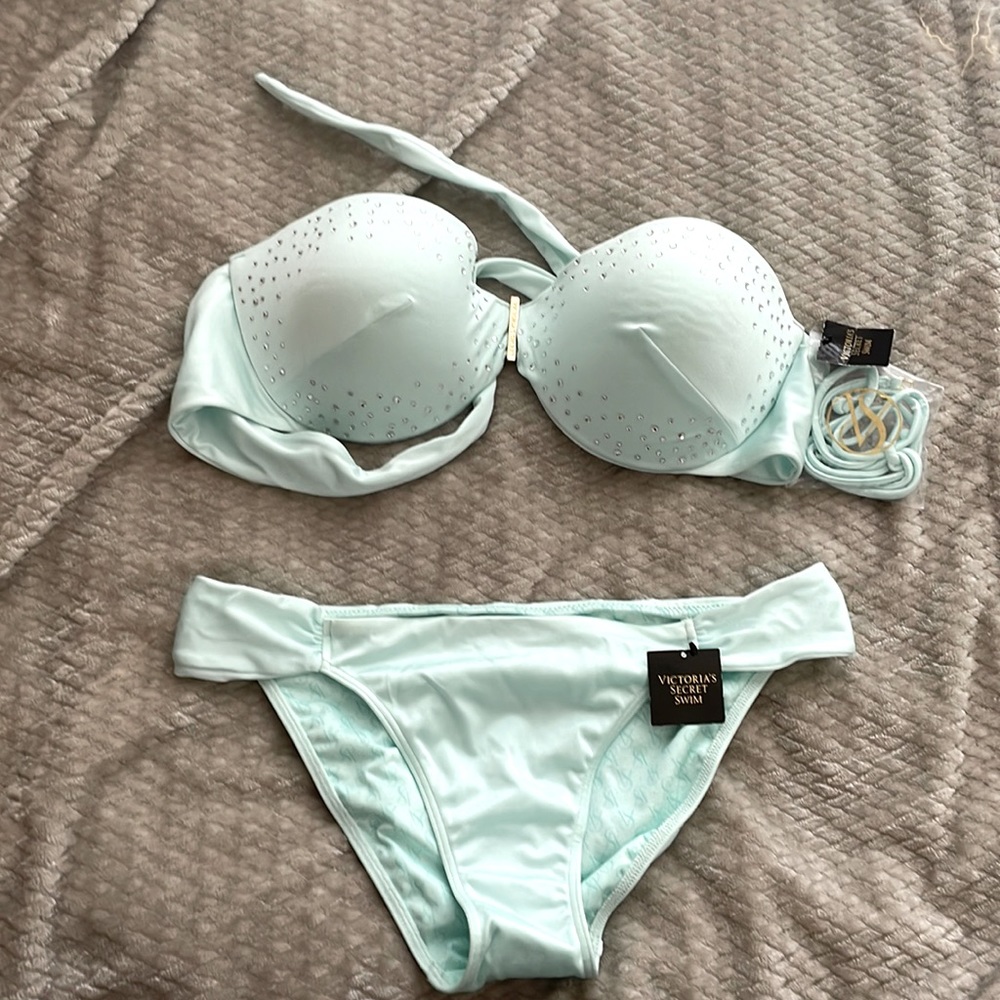 BRAND NEW WITH TAGS Victoria secret push up bikini top top Sz 34DD bottom Sz M